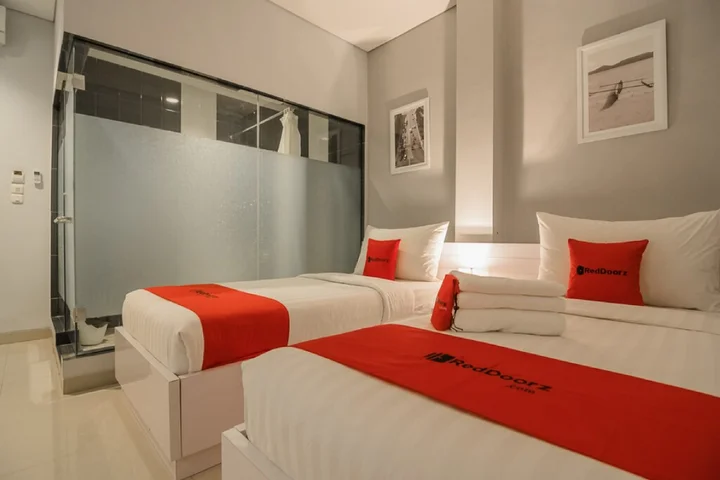 Тангеранг: RedDoorz Plus near Soekarno Hatta Airport 2