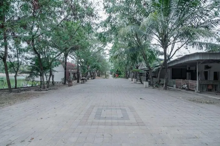 Батам: RedDoorz near Pantai Coastarina Batam