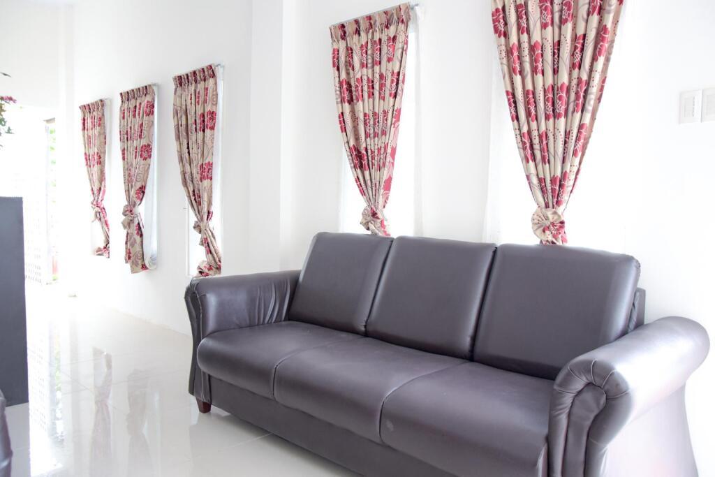 Медан: RedDoorz near UIN Sumatera Utara