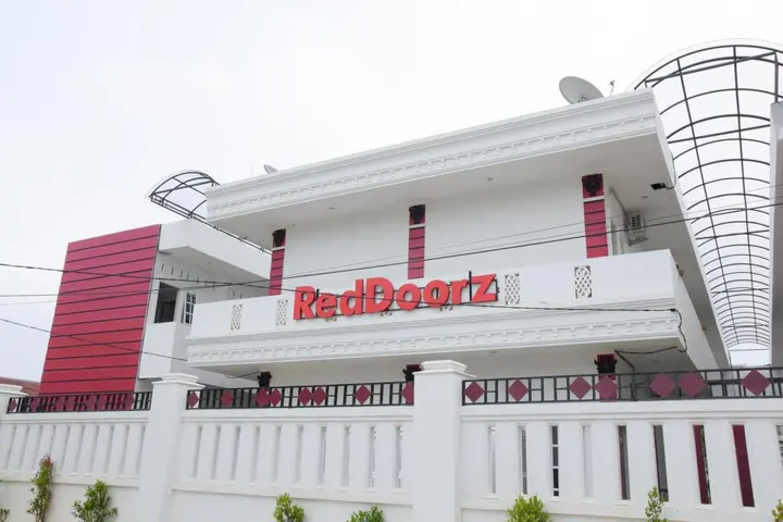 Медан: RedDoorz near UIN Sumatera Utara