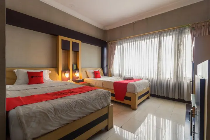 Чипанас: RedDoorz Syariah @ Cipanas