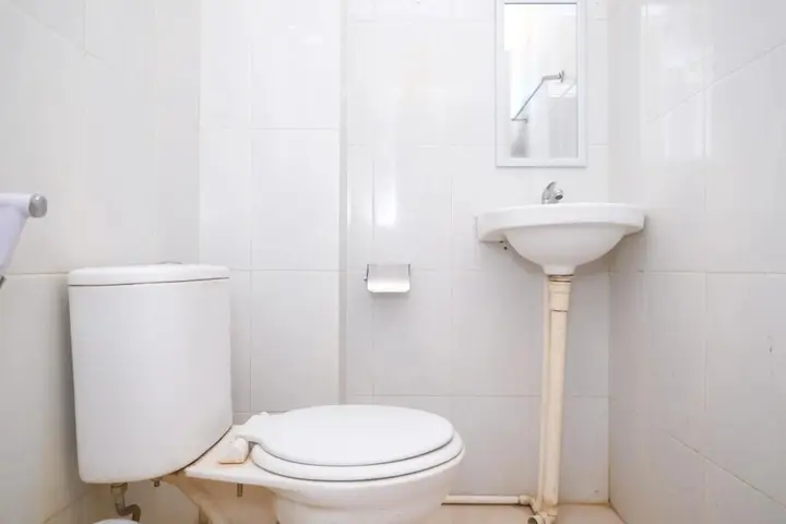 Батуретно: OYO 646 Kvinn Kostel