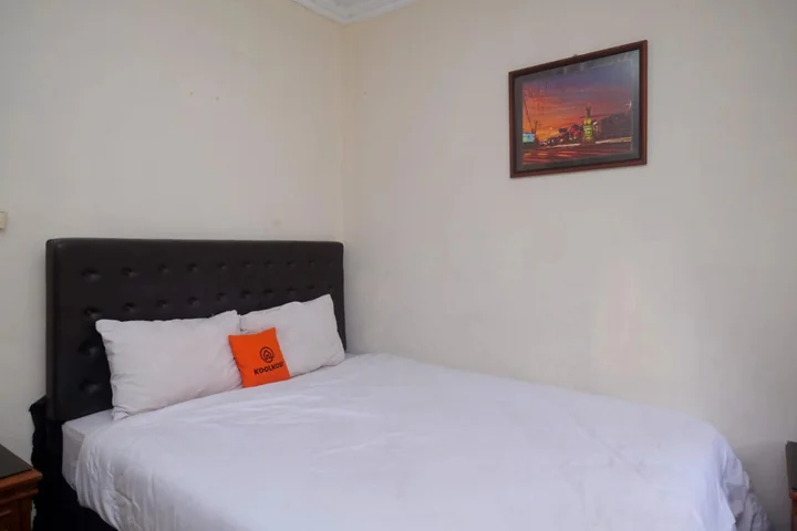 Батуретно: OYO 646 Kvinn Kostel