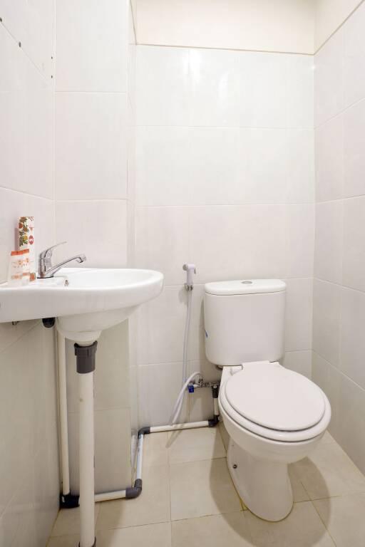 Батуретно: OYO 646 Kvinn Kostel