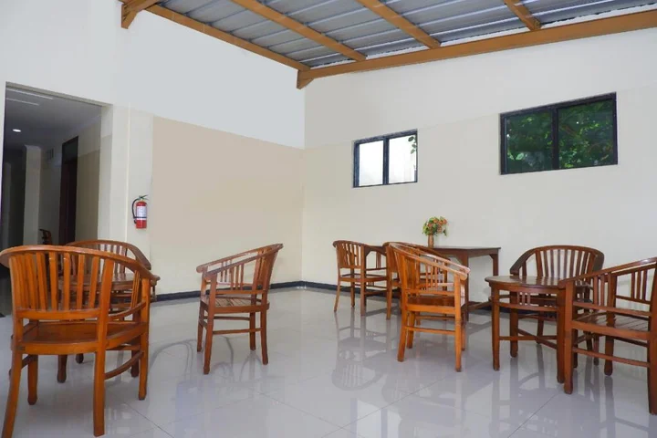Семаранг: Hotel Pelangi Indah