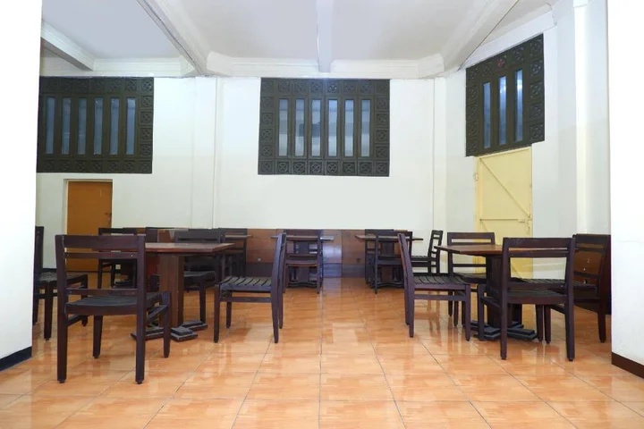 Семаранг: Hotel Pelangi Indah