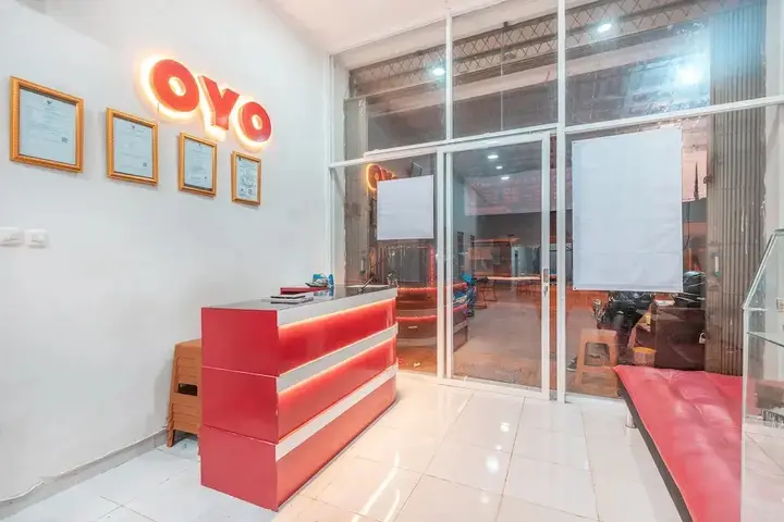 Legok: Super OYO 390 77 Guesthouse