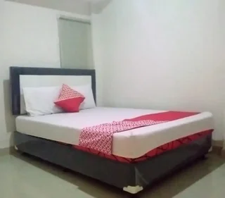Legok: Super OYO 390 77 Guesthouse