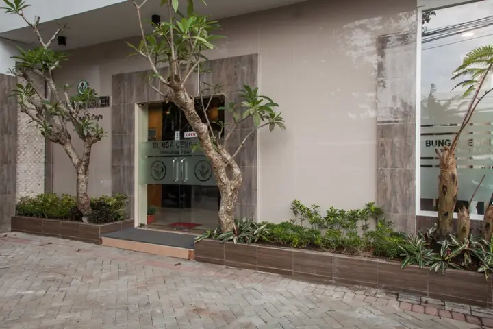 RedDoorz Premium @ Jalan Cengkeh — фото 1