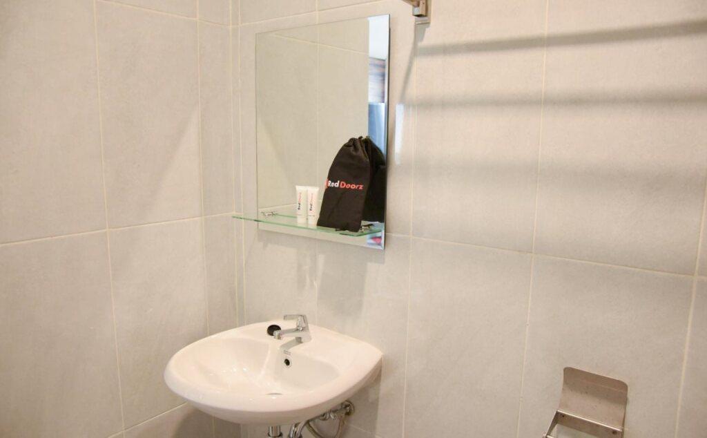 Медан: RedDoorz Plus near UNIMED Medan