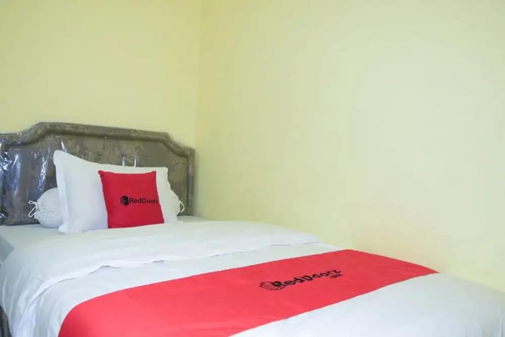 Батуретно: RedDoorz Syariah near Jogja City Mall 2