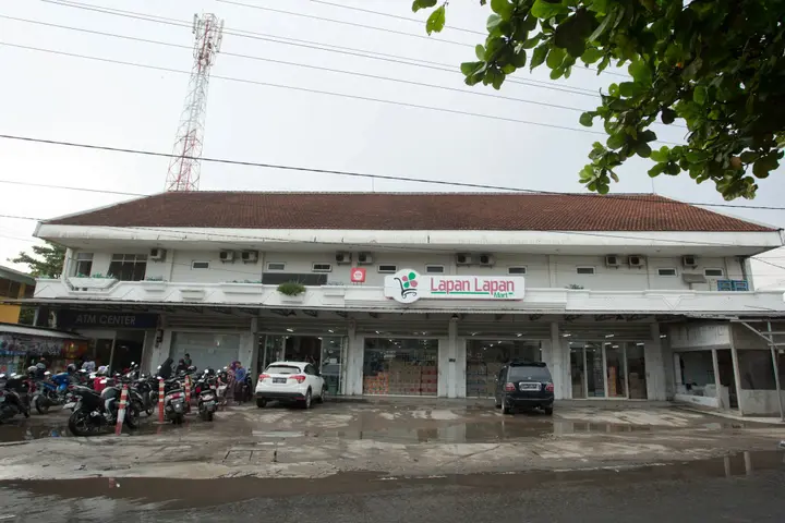 Банджармасин: OYO 850 Lapan Lapan