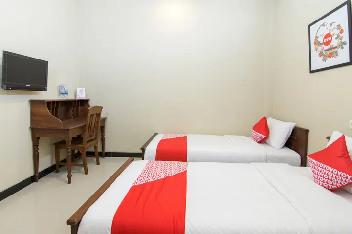 Депок: SUPER OYO 890 Dewi Fortuna Guest House