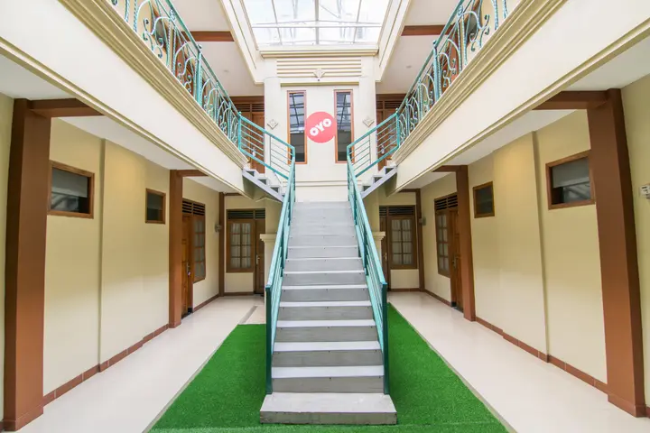 Депок: SUPER OYO 890 Dewi Fortuna Guest House