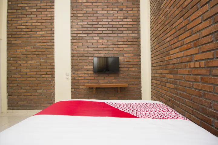 Депок: OYO 952 Annisa Syariah Guest House