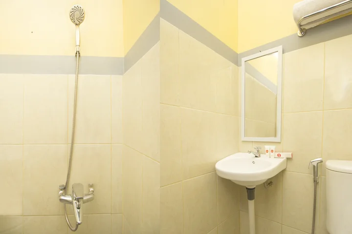 Депок: OYO 952 Annisa Syariah Guest House