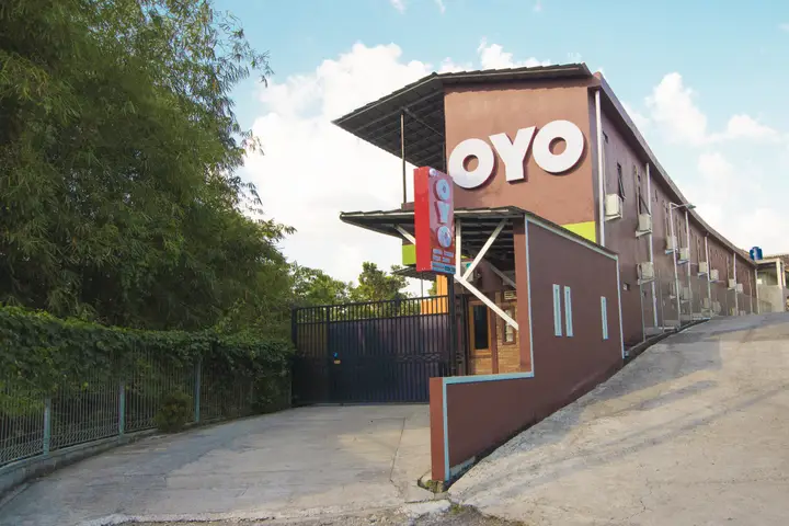 OYO 952 Annisa Syariah Guest House — фото 1