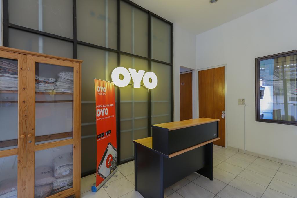 Джакарта: SUPER OYO 866 Idola Residence