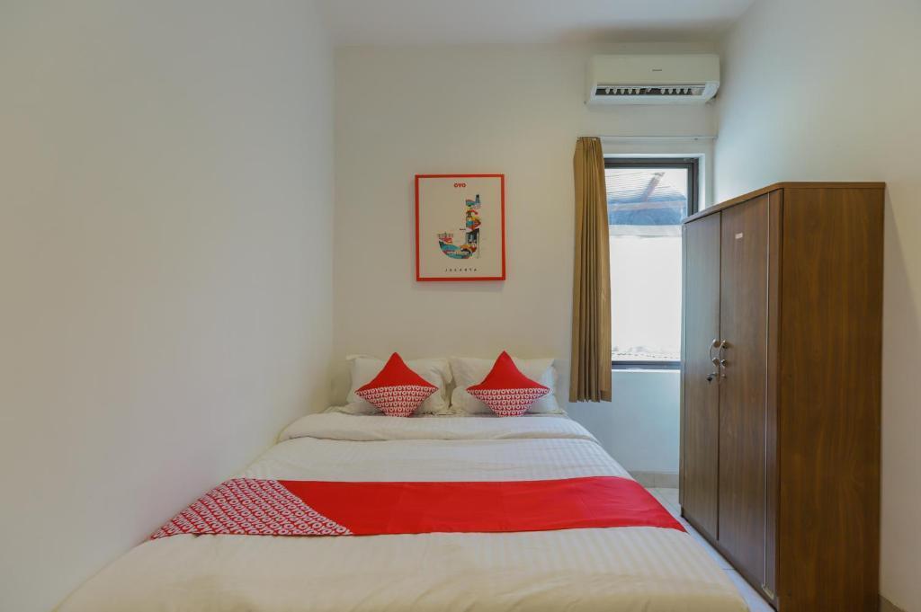 Джакарта: SUPER OYO 866 Idola Residence