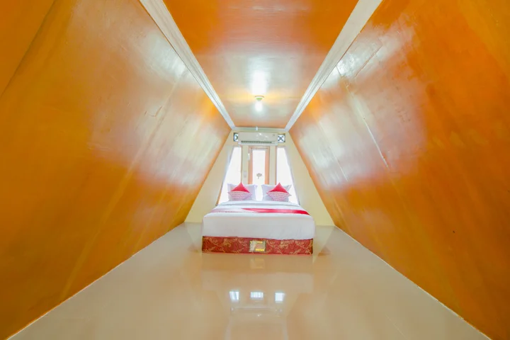 Пелабухан-рату: OYO 921 Hotel Ratu Pantai
