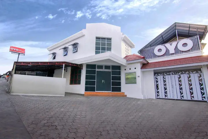 Батуретно: OYO 966 Dinda Guesthouse