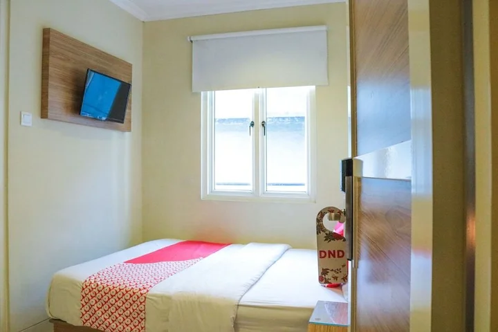 Амбон: OYO 984 Maleo Guest House