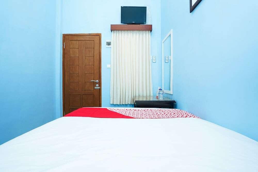 Надисари: Oyo 1048 Rahayu Bromo Hotel