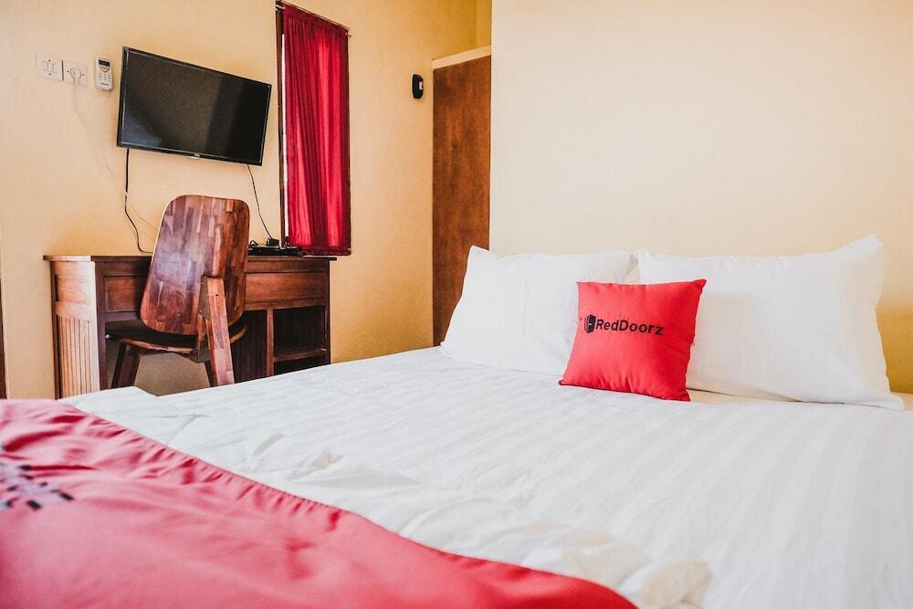 Депок: Reddoorz @ Pandega Padma