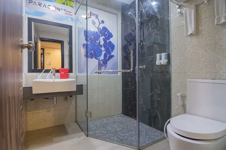 Батам: RedDoorz Plus near Mall Nagoya Hill Batam 3