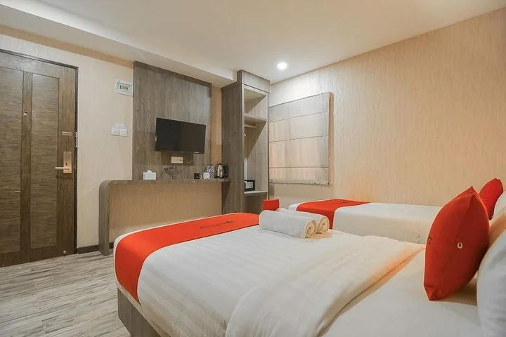 Батам: RedDoorz Plus near Mall Nagoya Hill Batam 3