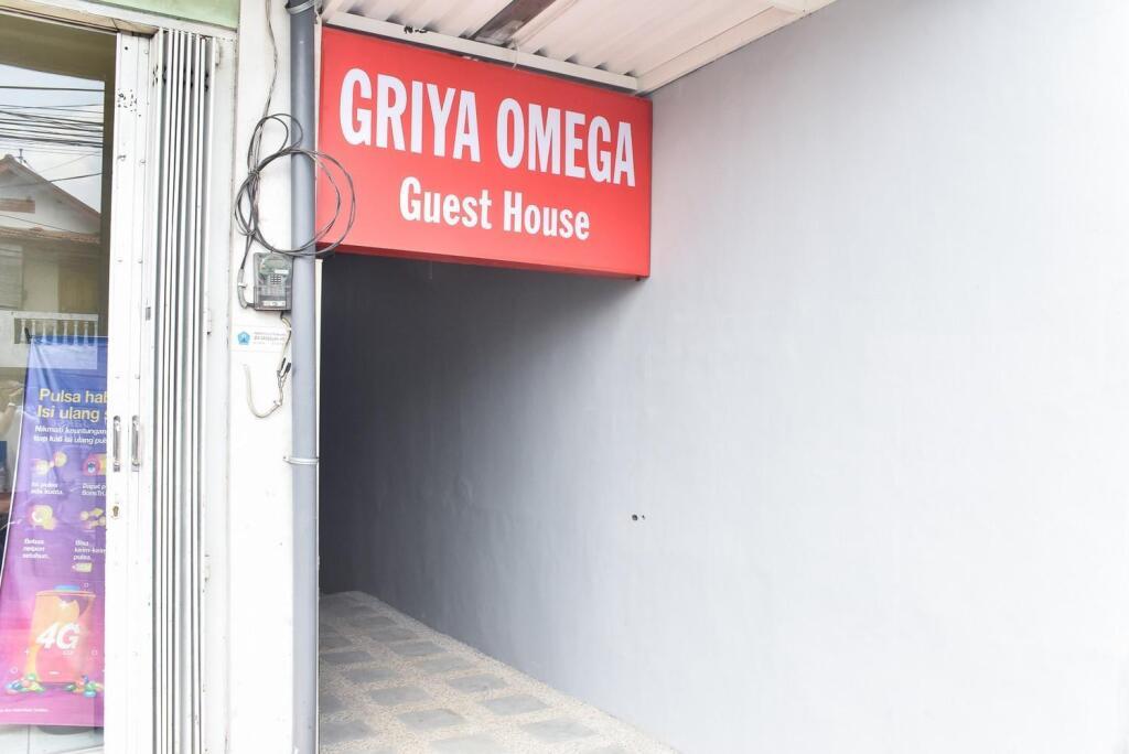 Маланг: RedDoorz Plus near Malang Town Square