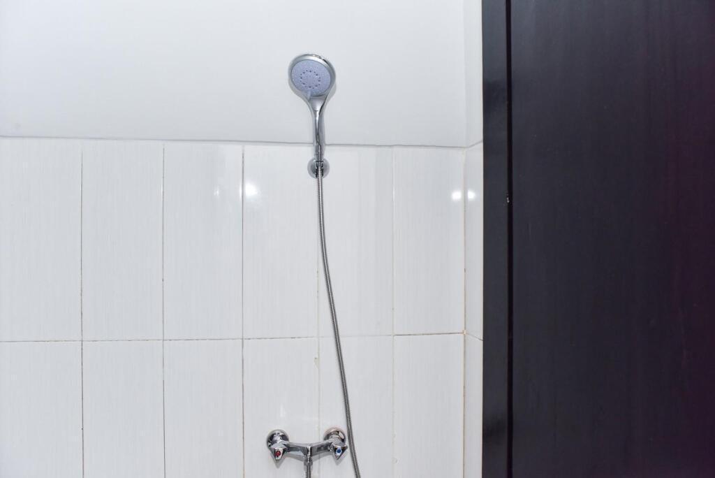 Маланг: RedDoorz Plus near Malang Town Square