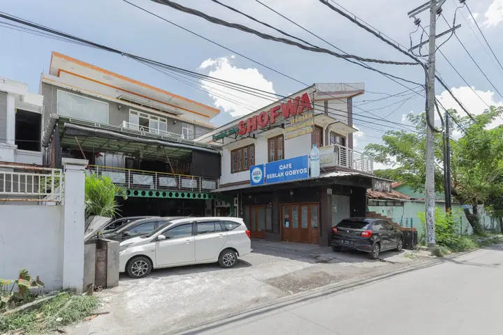 Сурабая: RedDoorz near Juanda International Airport 2