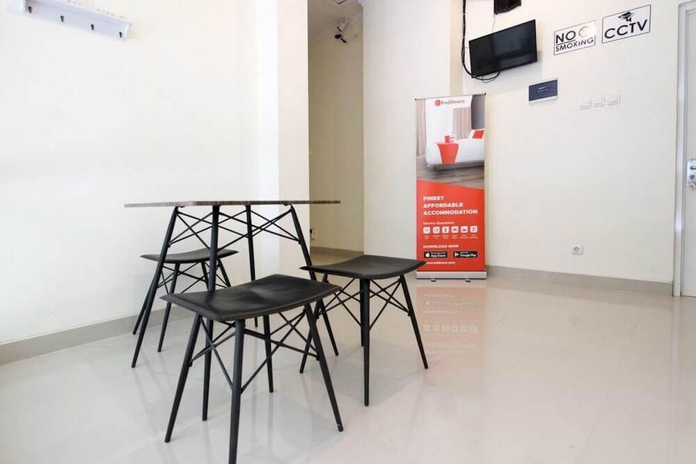 Батуретно: RedDoorz near Jogja City Mall 3
