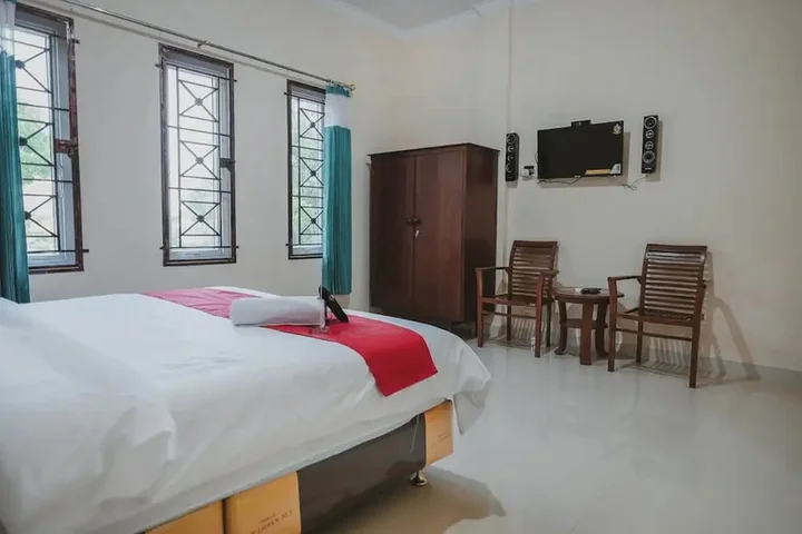 Медан: RedDoorz near Ringroad City Walks Medan
