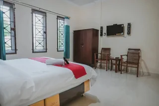 Медан: RedDoorz near Ringroad City Walks Medan
