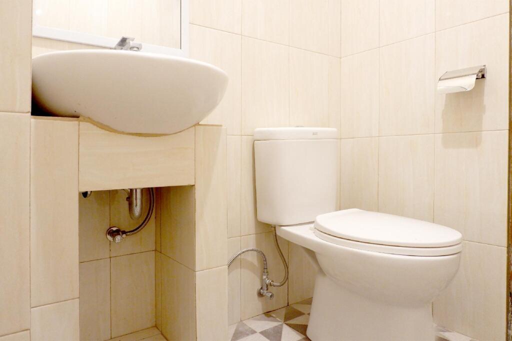Депок: OYO 902 Hotel Pondok Anggun