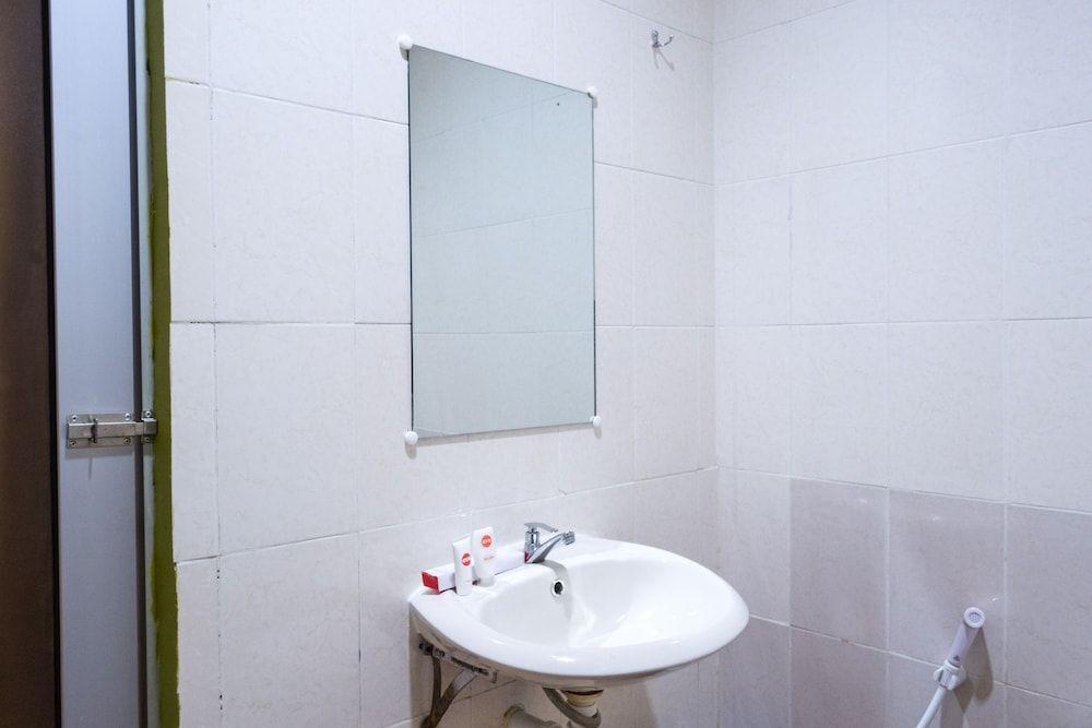 Батам: OYO 976 Baloi View Apartment
