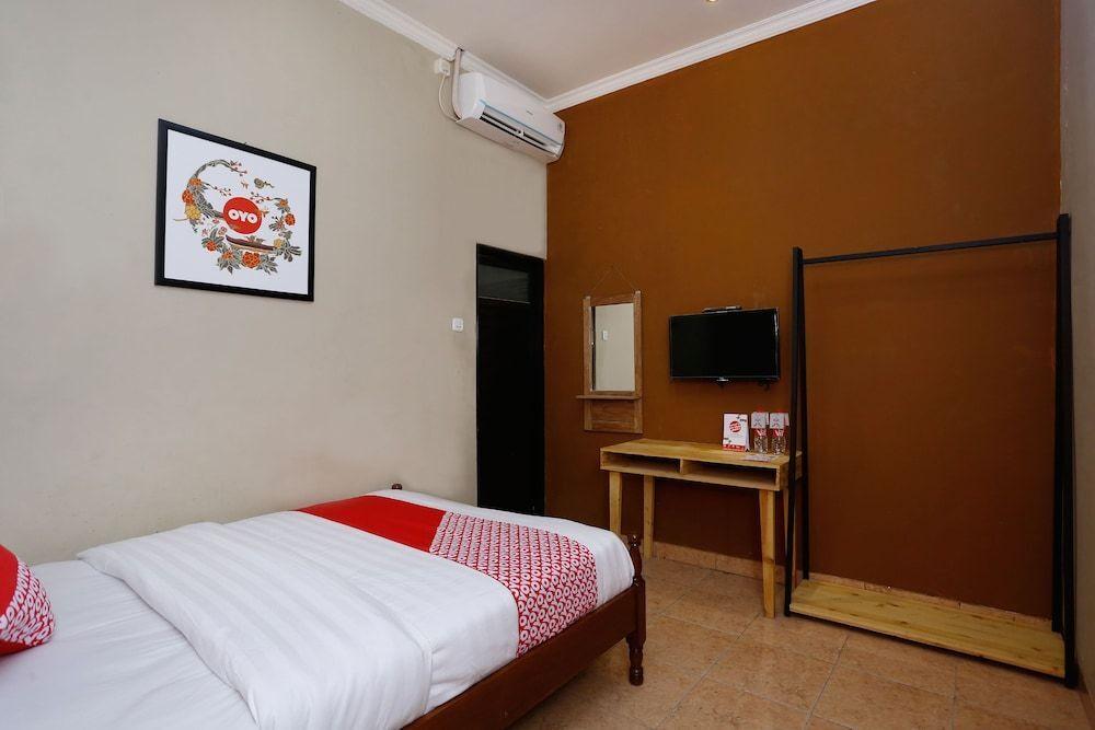OYO 1072 Kampung Condro Wulan Guesthouse — фото 6
