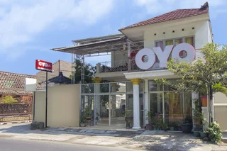 Батуретно: Oyo 653 Ki Agung Prestise 2