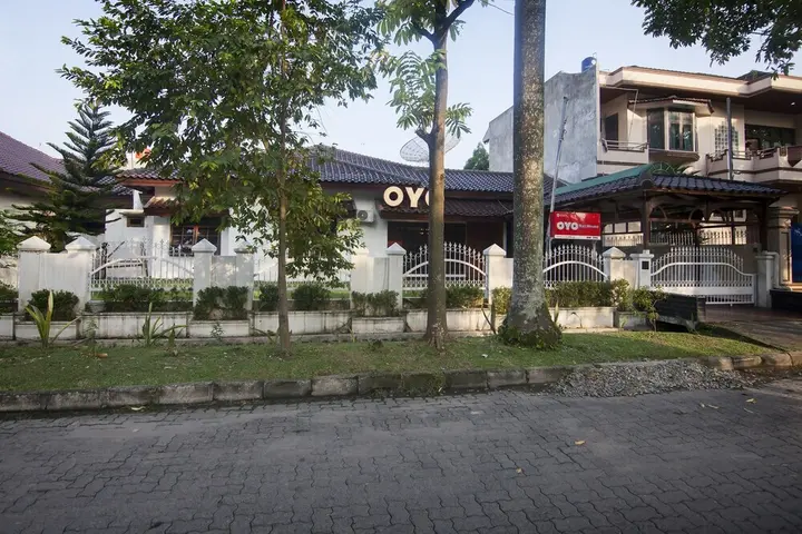 Медан: OYO Life 2843 Raz House Syariah