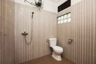 Медан: OYO Life 2843 Raz House Syariah