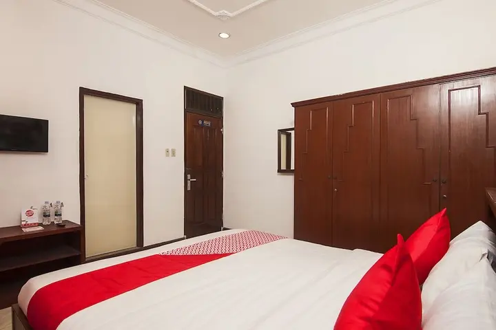 Медан: OYO Life 2843 Raz House Syariah