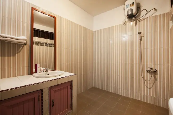 Медан: OYO Life 2843 Raz House Syariah