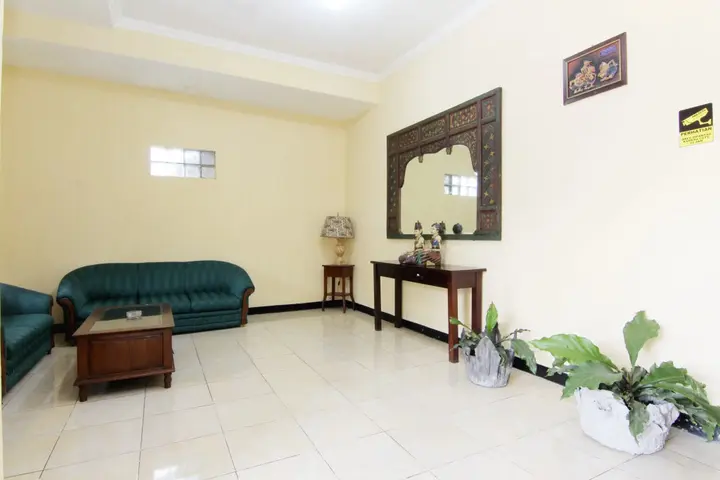 Депок: JJ House Gejayan