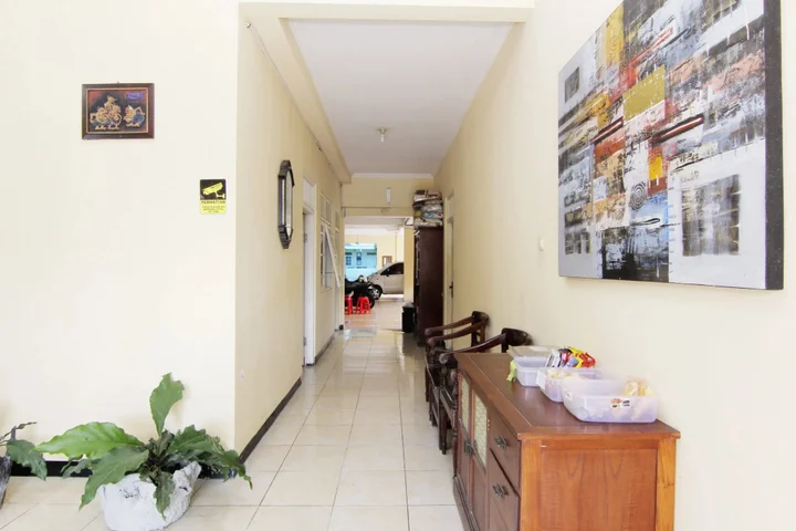 Депок: JJ House Gejayan