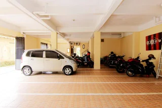 Депок: JJ House Gejayan