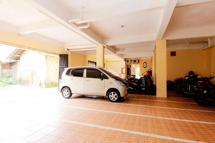 Депок: JJ House Gejayan
