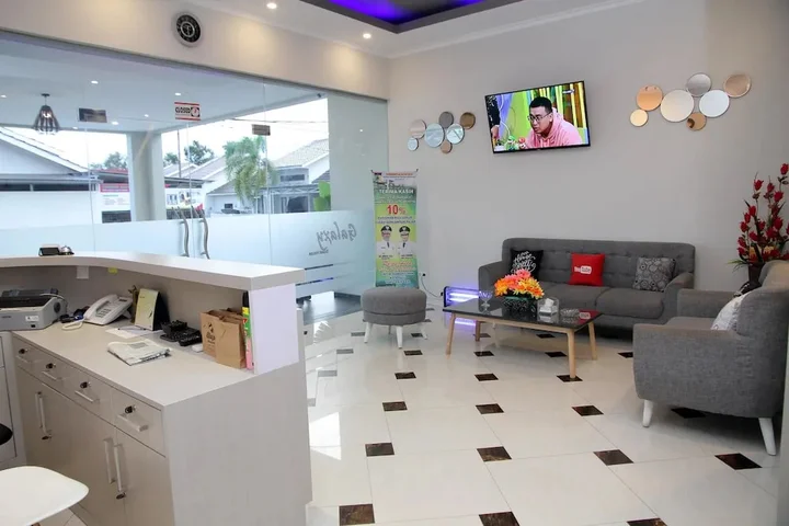Палу: OYO 1100 Galaxy Guesthouse