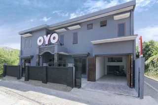 Депок: OYO 1073 Pogung W1 Exclusive